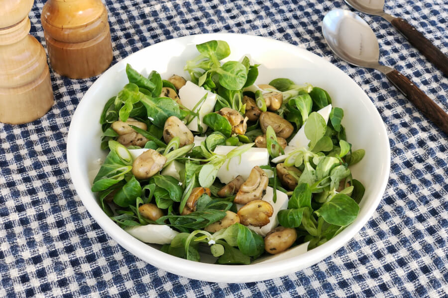 Grøn salat med champignon, feta og citron